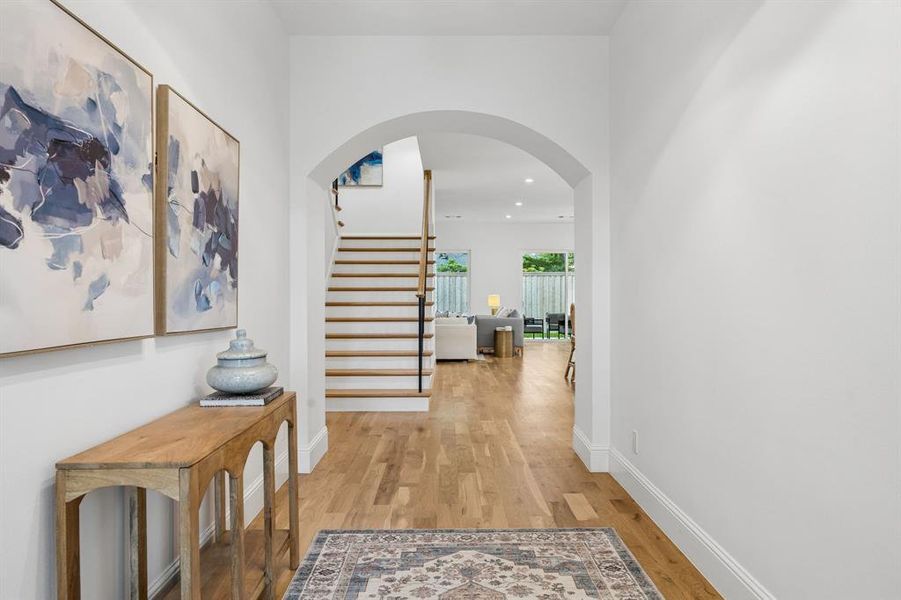 Furnished interior view inside a new home in , Dallas (Image 17).