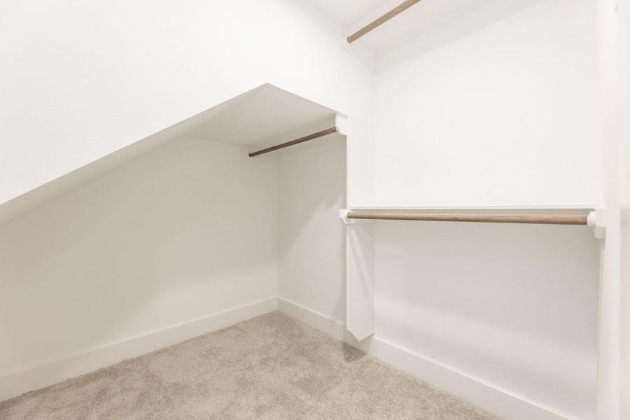 Spacious, unfurnished interior of a new home in , Houston (Image 37).