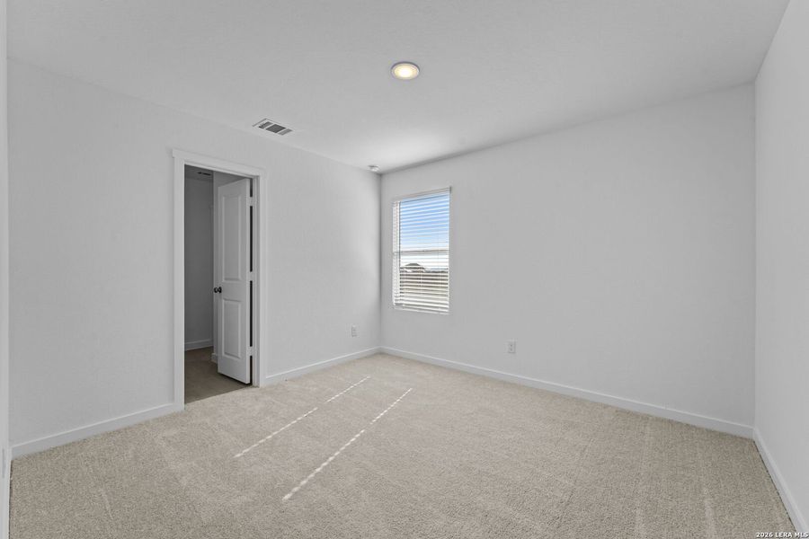 Spacious, unfurnished interior of a new home in Grace Valley, Marion (Image 19).