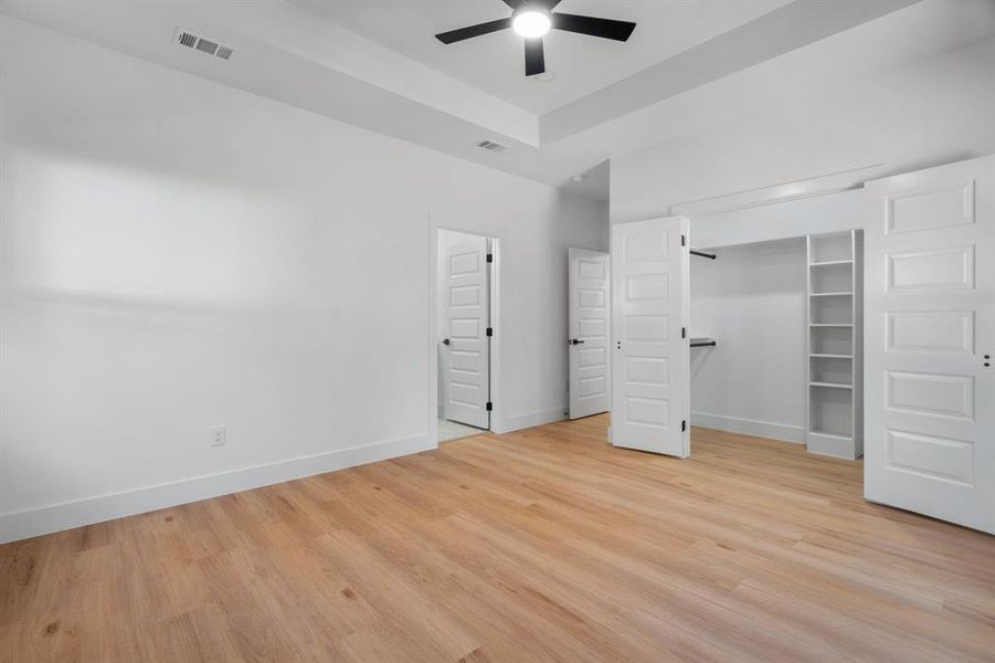 Spacious, unfurnished interior of a new home in , Dallas (Image 12). Spacious, unfurnished interior of a new home in , Dallas (Image 12).