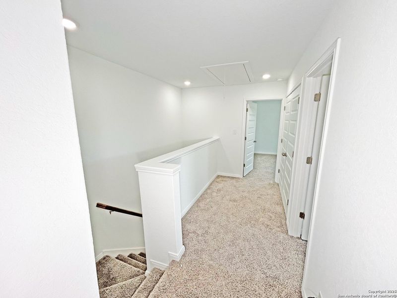 Spacious, unfurnished interior of a new home in The Preserve at Candlemeadow, San Antonio (Image 16). Spacious, unfurnished interior of a new home in The Preserve at Candlemeadow, San Antonio (Image 16).