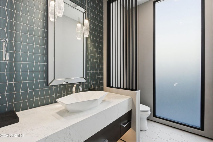 054_Powder Room 054_Powder Room