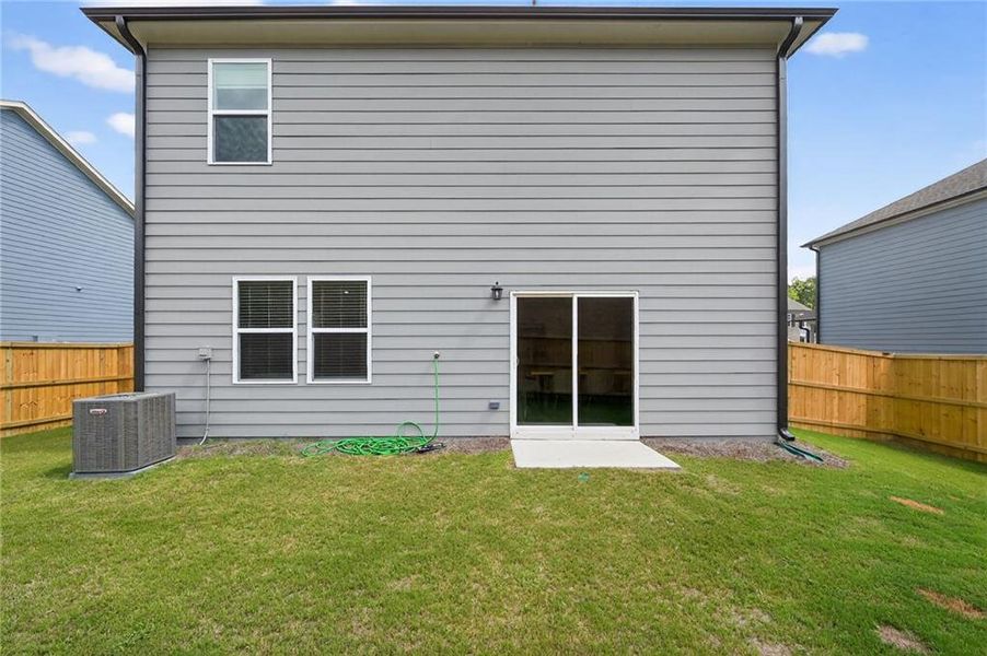 Exterior details and patio area of a home in , Union City (Image 4).