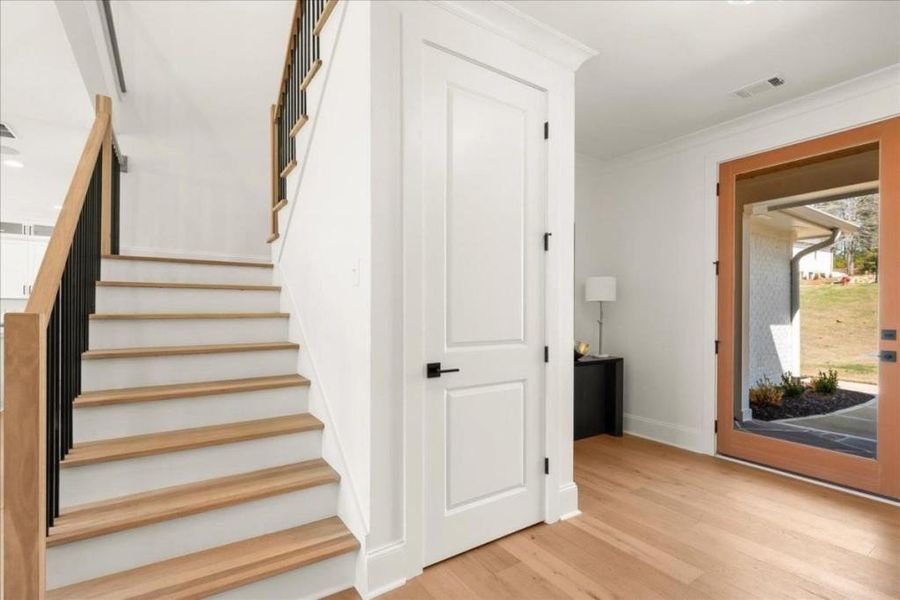 Image 50 of a home in .