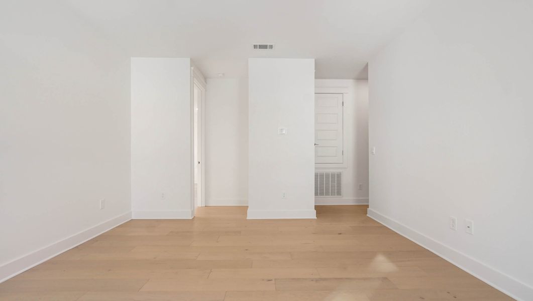 Spacious, unfurnished interior of a new home in Parkside, Santa Rosa Beach (Image 37). Spacious, unfurnished interior of a new home in Parkside, Santa Rosa Beach (Image 37).