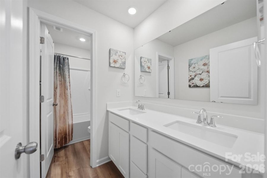 Furnished interior view inside a new home in Legacy Ridge, Catawba (Image 11). Furnished interior view inside a new home in Legacy Ridge, Catawba (Image 11).