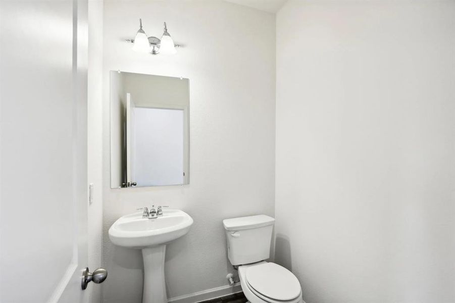 Furnished interior view inside a new home in Broadmoor Village, Cedar Hill (Image 11).
