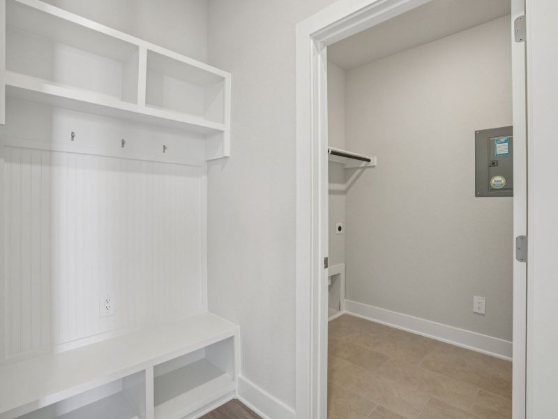 Spacious, unfurnished interior of a new home in Fox Falls, Boerne (Image 19). Spacious, unfurnished interior of a new home in Fox Falls, Boerne (Image 19).