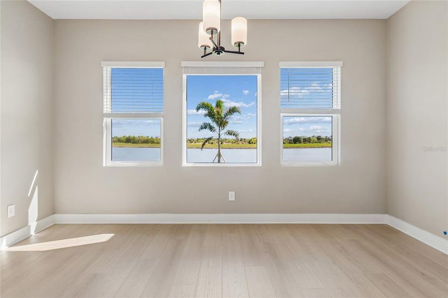 Spacious, unfurnished interior of a new home in Cassata Lakes, Nokomis (Image 12).