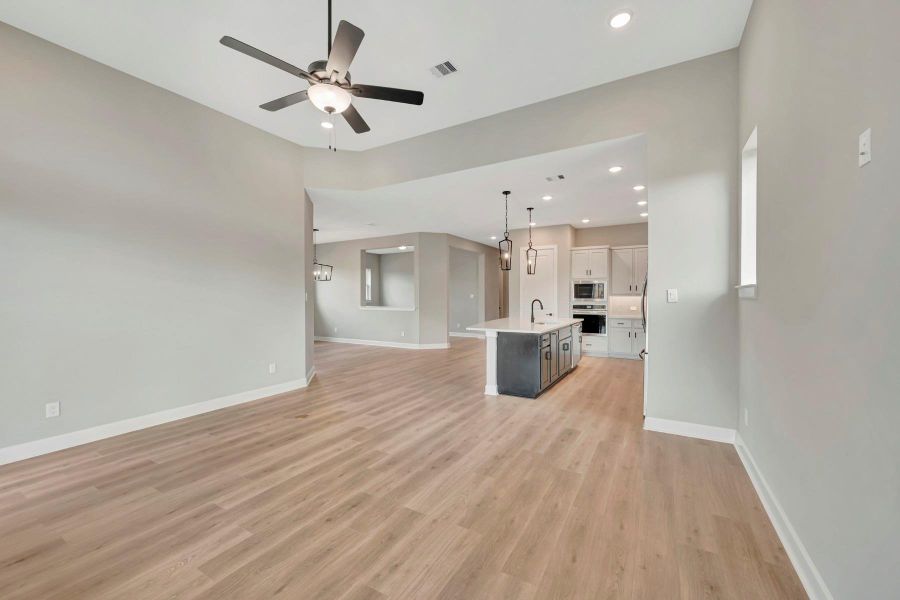 Spacious, unfurnished interior of a new home in COLTON 45' Homesites, Todd Mission (Image 31).