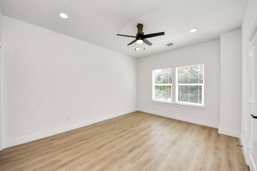 Spacious, unfurnished interior of a new home in , Alvin (Image 25). Spacious, unfurnished interior of a new home in , Alvin (Image 25).
