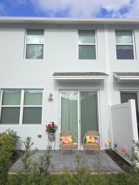 Outdoor Patio_1 Outdoor Patio_1