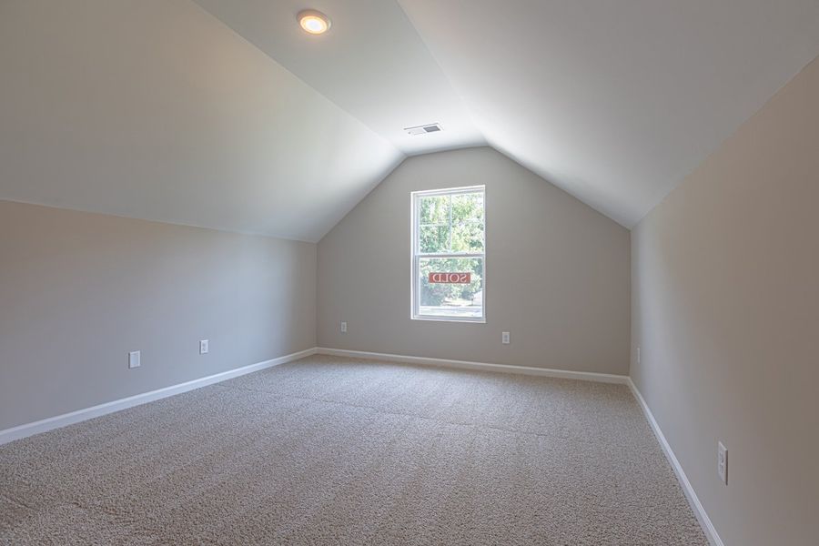 Representative unfurnished interior of a home built from the Dillon II by Great Southern Homes in Shady Grove, Conway (Image 21).