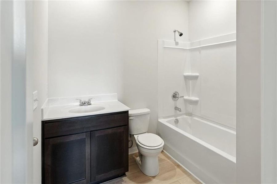 Furnished interior view inside a new home in Hampton Ridge, Jefferson (Image 5).