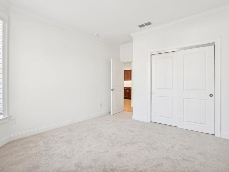 Spacious, unfurnished interior of a new home in , Holly Springs (Image 22).