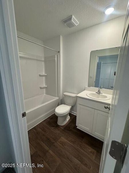 Furnished interior view inside a new home in The Landing, Middleburg (Image 29). Furnished interior view inside a new home in The Landing, Middleburg (Image 29).