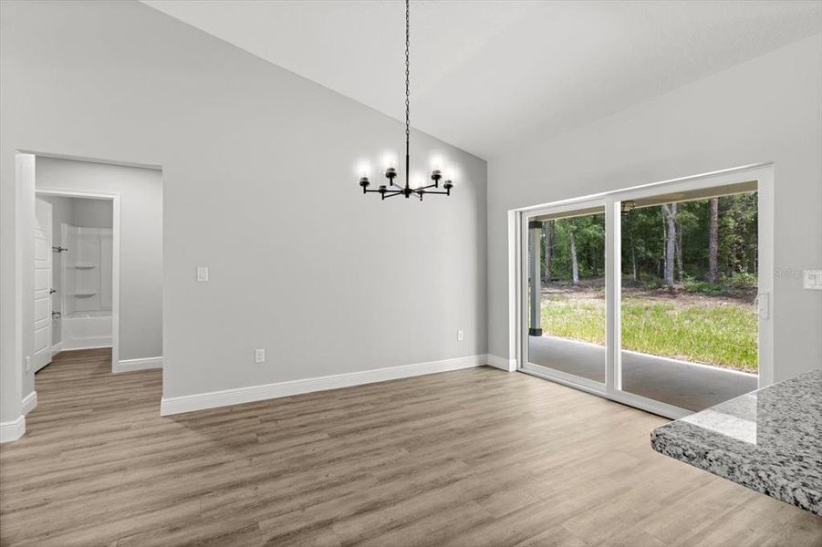Spacious, unfurnished interior of a new home in , Citrus Springs (Image 21).