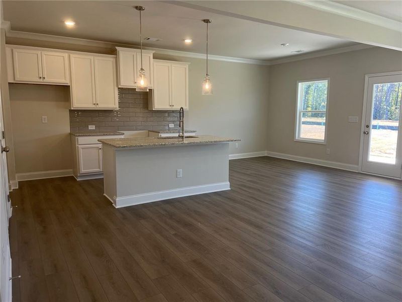 Spacious, unfurnished interior of a new home in Crofton Place Enclave, Snellville (Image 41).