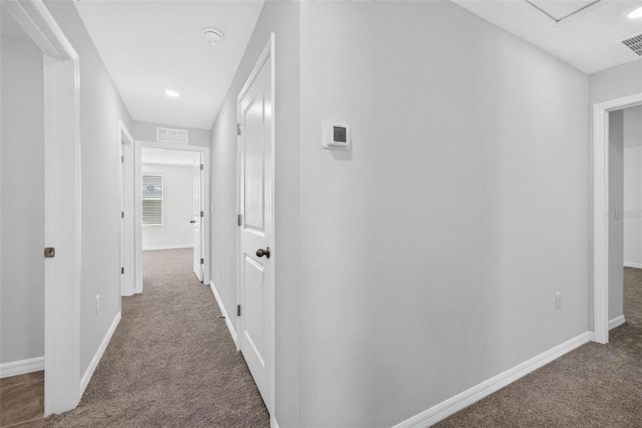Spacious, unfurnished interior of a new home in , Tampa (Image 44).