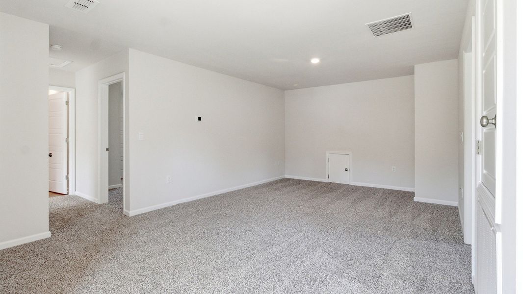 Spacious, unfurnished interior of a new home in Greystone, Crawfordville (Image 17). Spacious, unfurnished interior of a new home in Greystone, Crawfordville (Image 17).