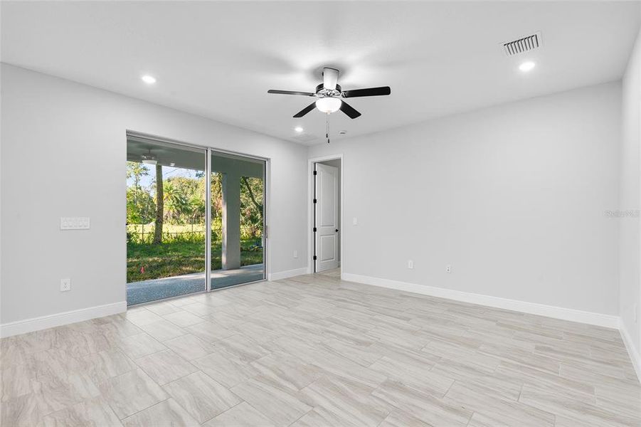 Spacious, unfurnished interior of a new home in , Sanford (Image 34). Spacious, unfurnished interior of a new home in , Sanford (Image 34).
