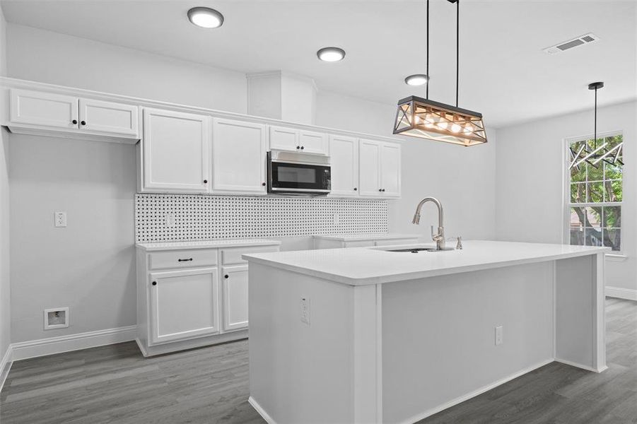 Furnished interior view inside a new home in , Dallas (Image 7). Furnished interior view inside a new home in , Dallas (Image 7).