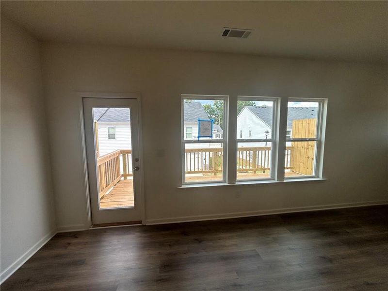 Spacious, unfurnished interior of a new home in Old Salem Crossing, Conyers (Image 18).