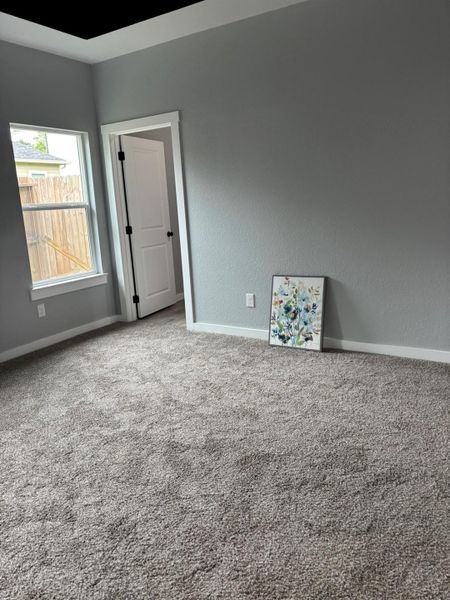 Spacious, unfurnished interior of a new home in , Willis (Image 28).