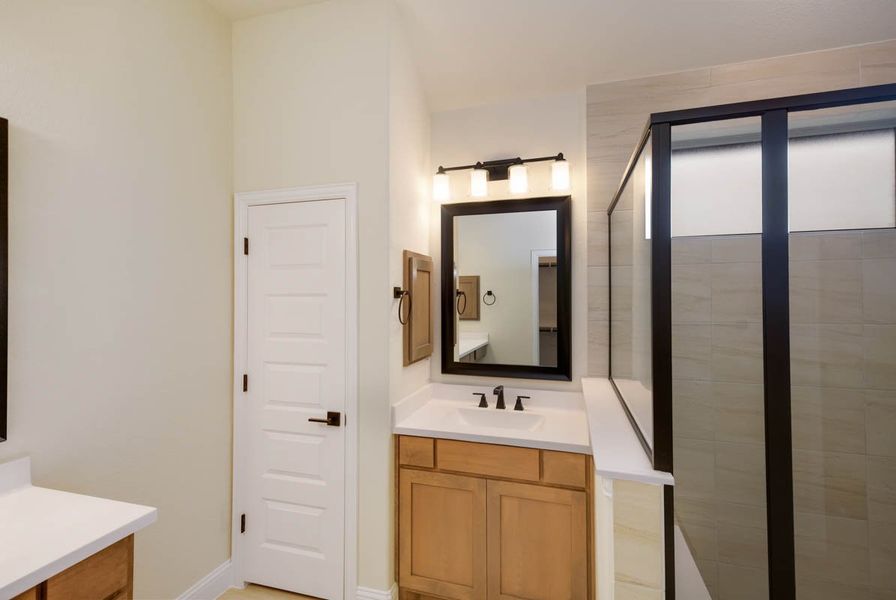 Furnished interior view inside a new home in Las Lomas, Forney (Image 15).