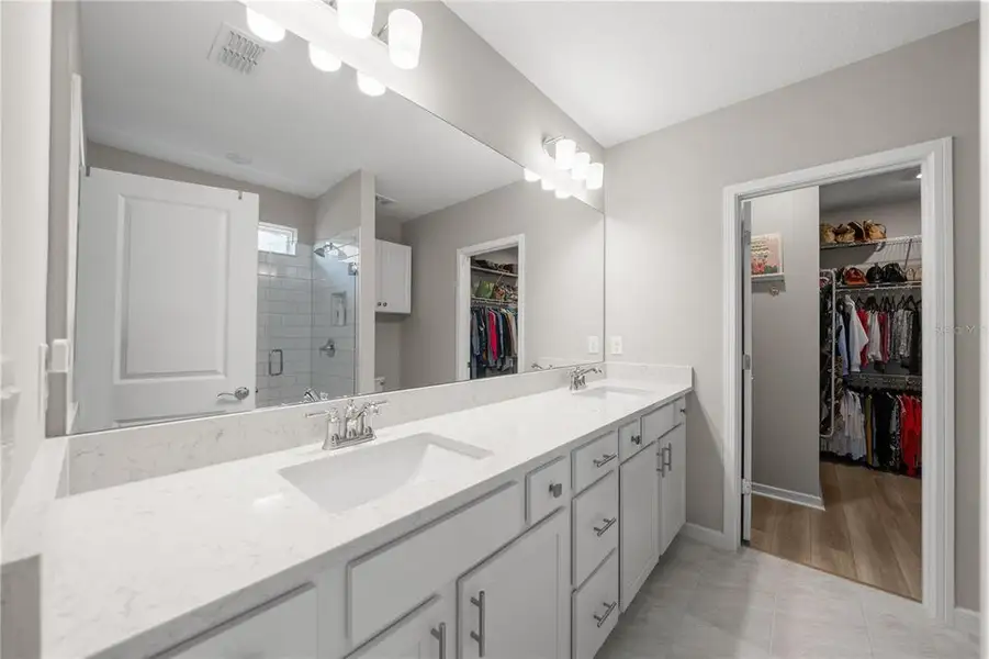 Furnished interior view inside a new home in Del Webb Stone Creek, Ocala (Image 7).