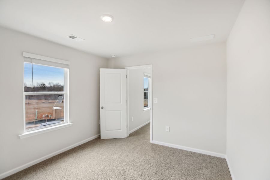 Spacious, unfurnished interior of a new home in Manning Mill, Adairsville (Image 15). Spacious, unfurnished interior of a new home in Manning Mill, Adairsville (Image 15).