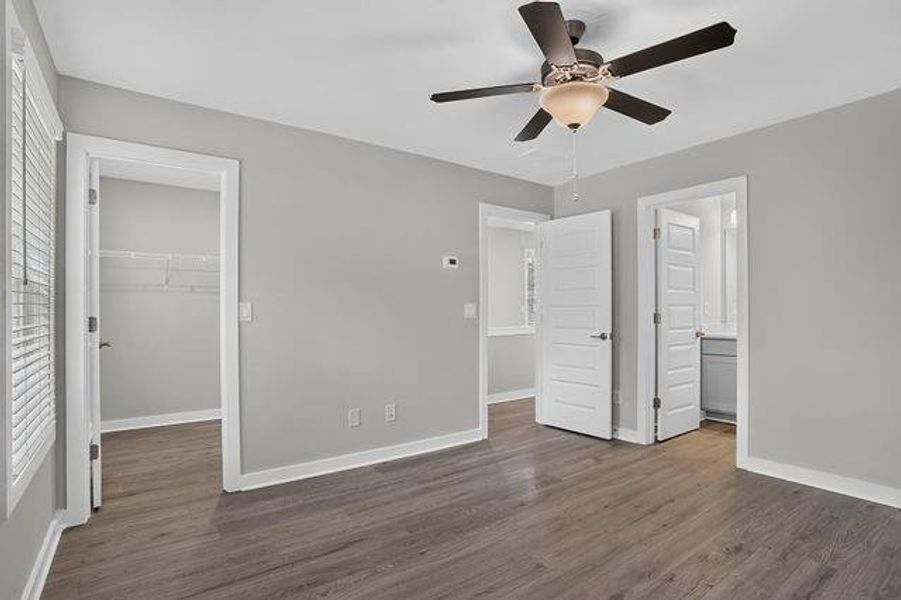 Spacious, unfurnished interior of a new home in , Fayetteville (Image 19).