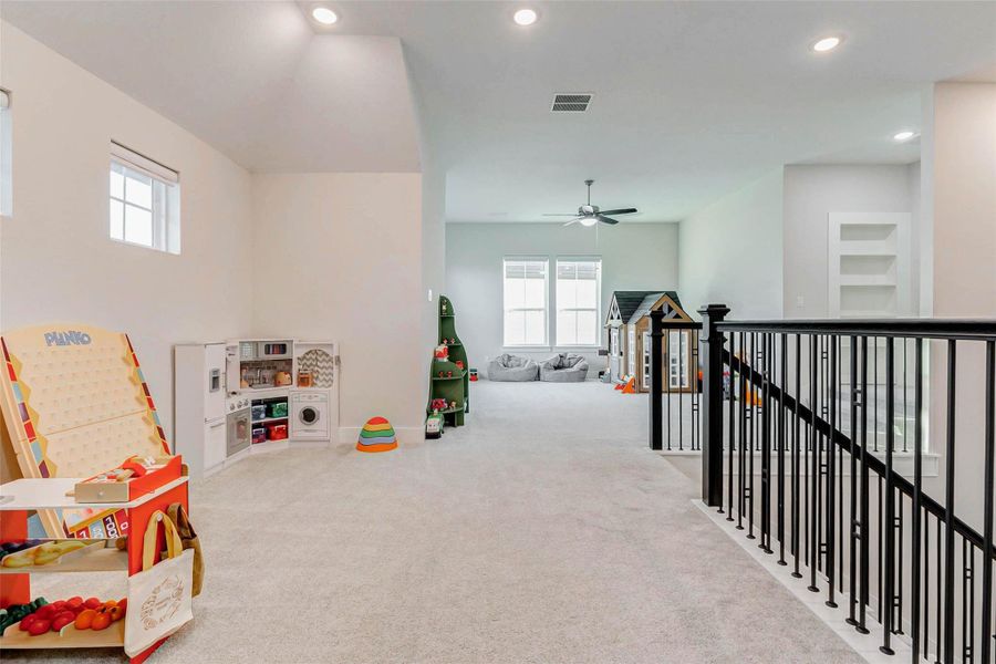 Furnished interior view inside a new home in , Fulshear (Image 46). Furnished interior view inside a new home in , Fulshear (Image 46).