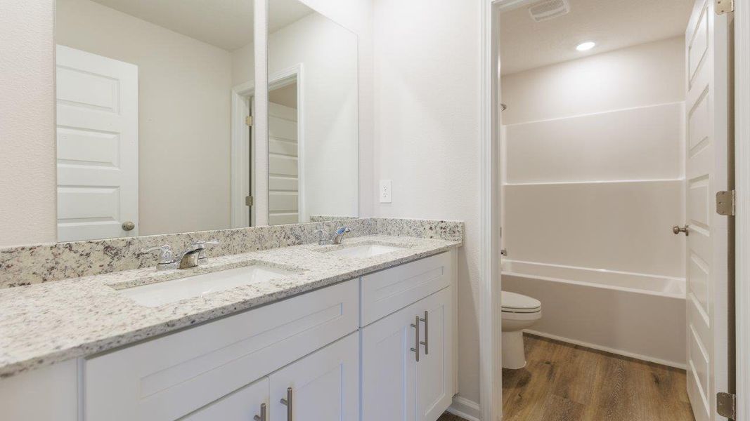 Representative furnished interior of a home built from the Plan by D.R. Horton in Greystone, Crawfordville (Image 11). Representative furnished interior of a home built from the Plan by D.R. Horton in Greystone, Crawfordville (Image 11).