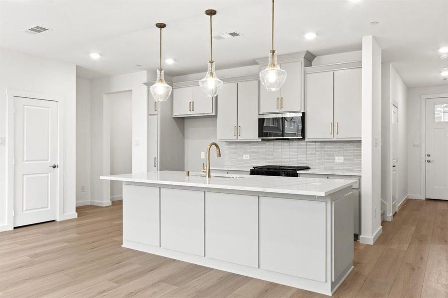 009-723TowerRoad-Wylie-TX-75098-Kitchen.jpg-SMALL 009-723TowerRoad-Wylie-TX-75098-Kitchen.jpg-SMALL