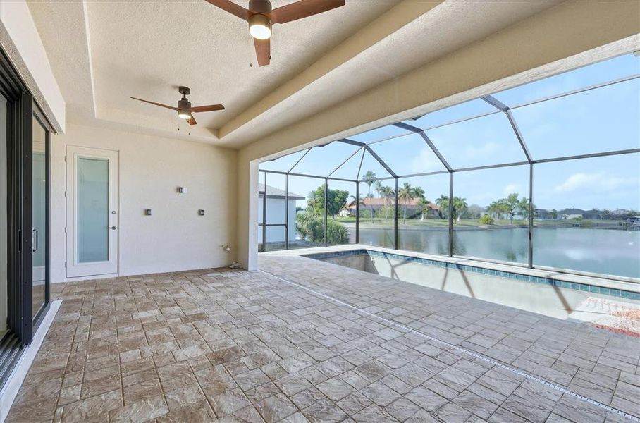 Exterior details and patio area of a home in , Port Charlotte (Image 19).