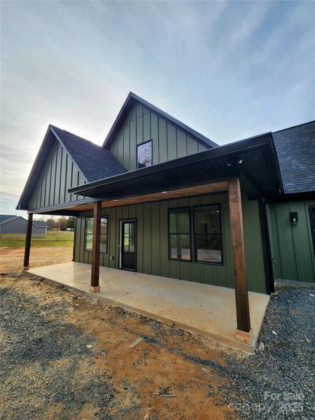 Image 23 of a home in .