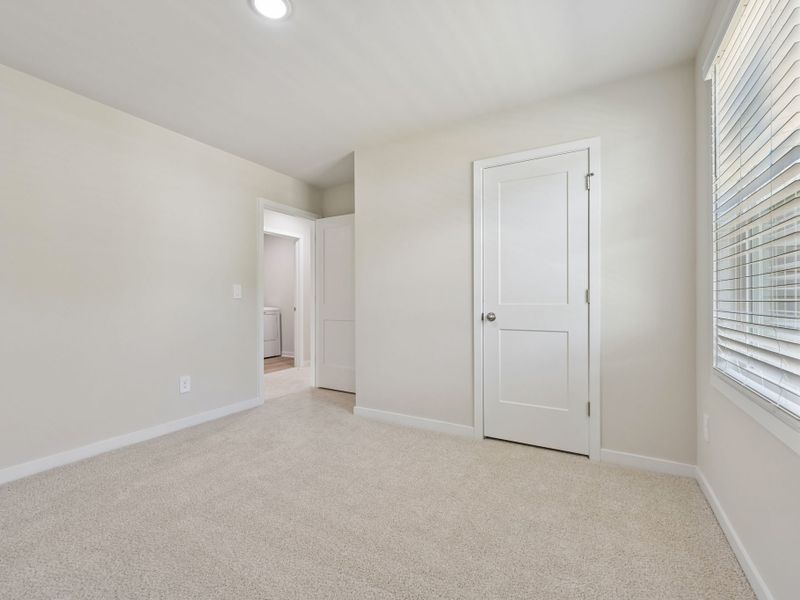 Spacious, unfurnished interior of a new home in The Heritage at Buffaloe Reserve, Raleigh (Image 18). Spacious, unfurnished interior of a new home in The Heritage at Buffaloe Reserve, Raleigh (Image 18).