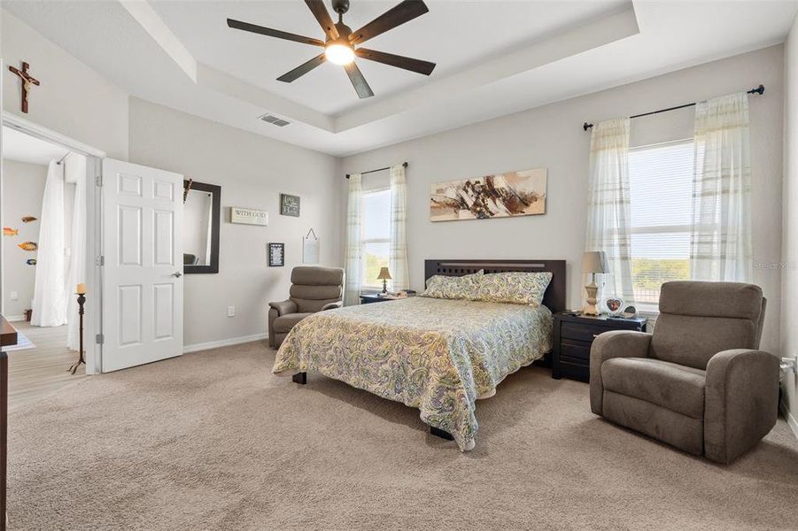 Furnished interior view inside a new home in , Davenport (Image 27).