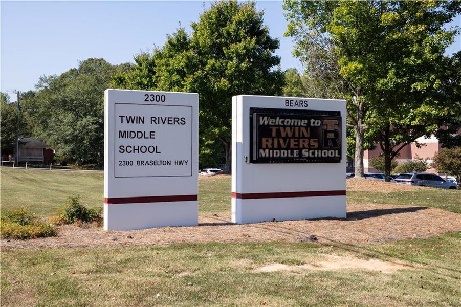 Image 36 of a home in Riverside Ridge.