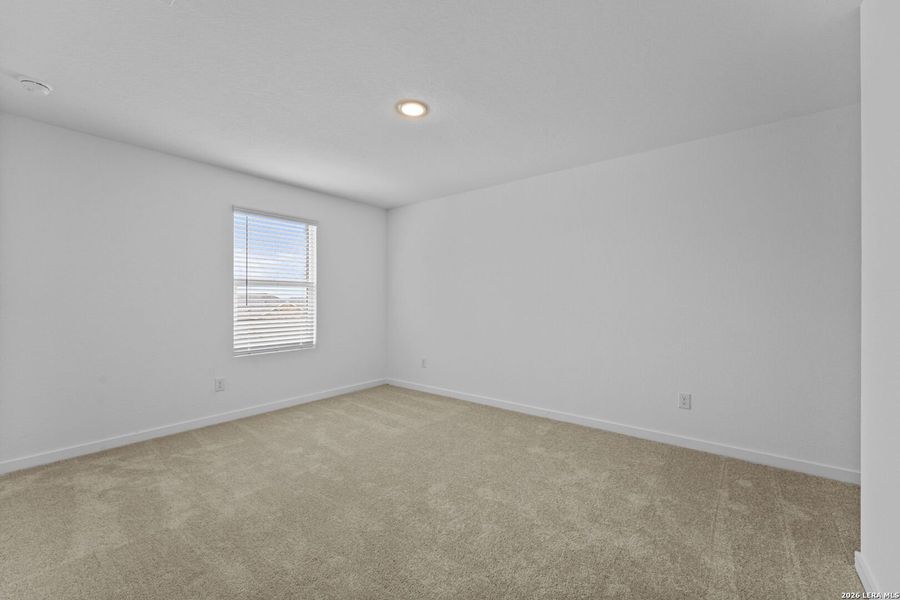Spacious, unfurnished interior of a new home in Grace Valley, Marion (Image 12).