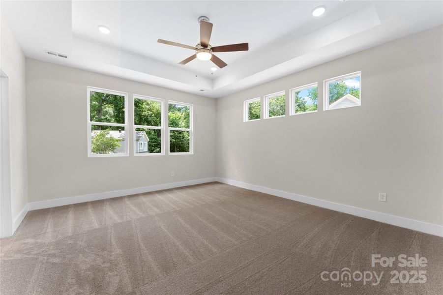 Spacious, unfurnished interior of a new home in , Gastonia (Image 18).