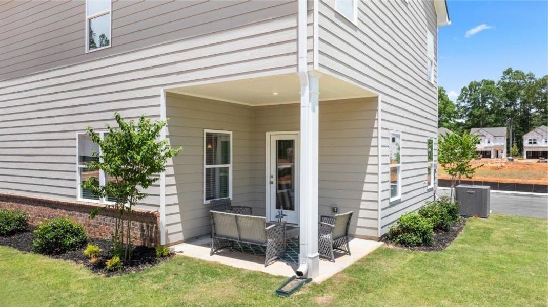 Exterior details and patio area of a home in Varnell Preserve, Dalton (Image 3).