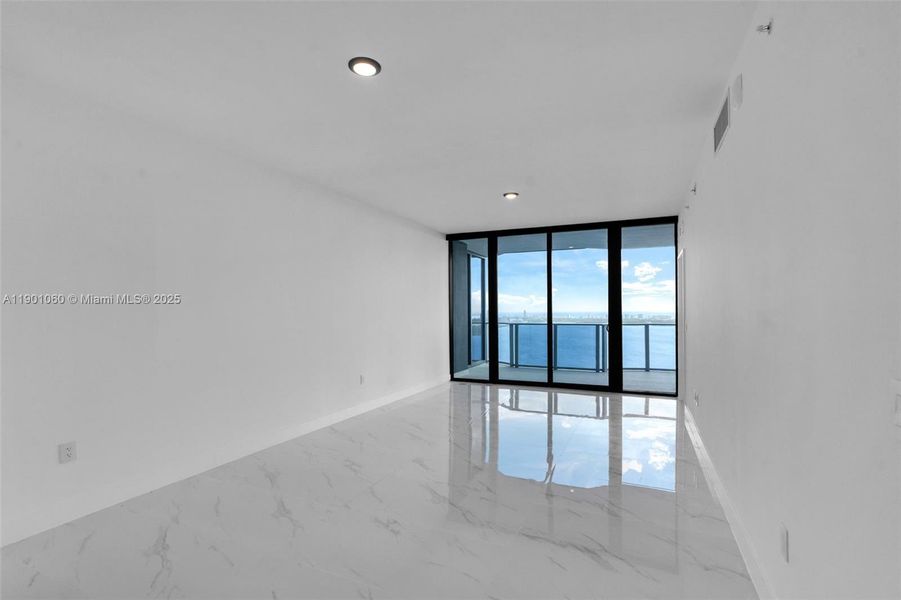 Spacious, unfurnished interior of a new home in Aria Reserve, Miami (Image 24). Spacious, unfurnished interior of a new home in Aria Reserve, Miami (Image 24).