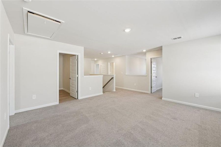 Spacious, unfurnished interior of a new home in Martin Springs - Estate Series, Lawrenceville (Image 37). Spacious, unfurnished interior of a new home in Martin Springs - Estate Series, Lawrenceville (Image 37).