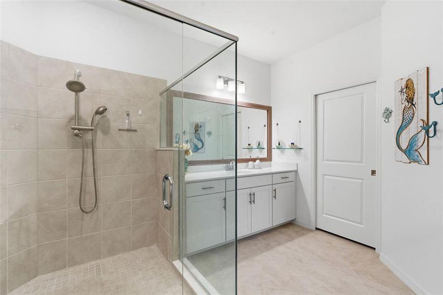 Furnished interior view inside a new home in , Punta Gorda (Image 14).