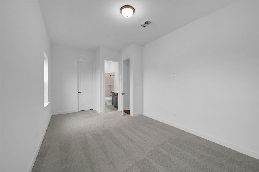 Spacious, unfurnished interior of a new home in Riceland 50’ Alley Load Homesites, Mont Belvieu (Image 18).