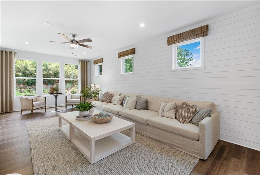 Furnished interior view inside a new home in Del Webb at Lake Oconee, Greensboro (Image 16).