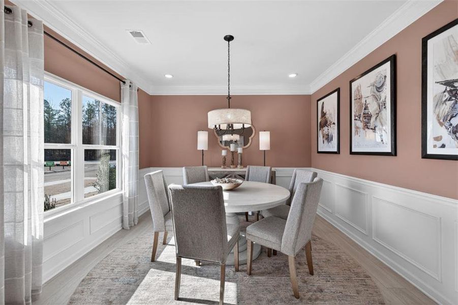 Furnished interior view inside a new home in Saddle Ridge, Calhoun (Image 8).