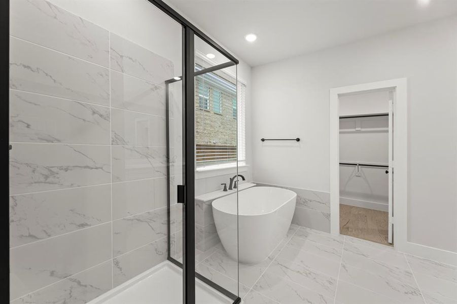 17. 1909 Sapphire - Bath 17. 1909 Sapphire - Bath